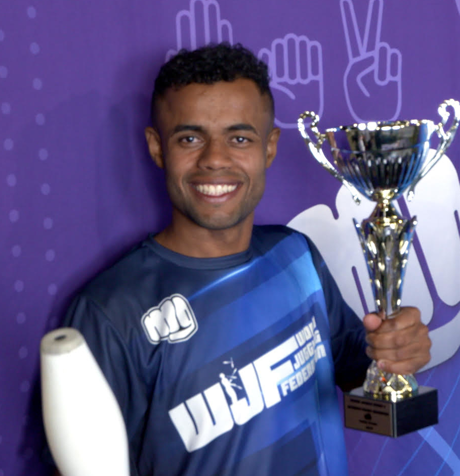 Anderson_Pereira_Da_Silva_cropped Anderson_Pereira_Da_Silva_cropped